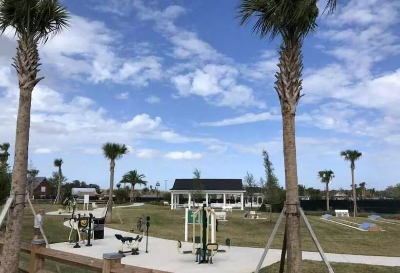 Georgetown   Centrally Located 3/2 Designer Home