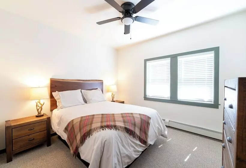 Hotelli Camp Richardson Resort