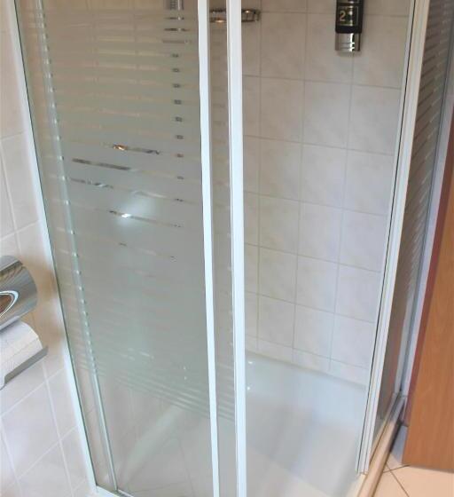 Отель Hoyers In Pinneberg