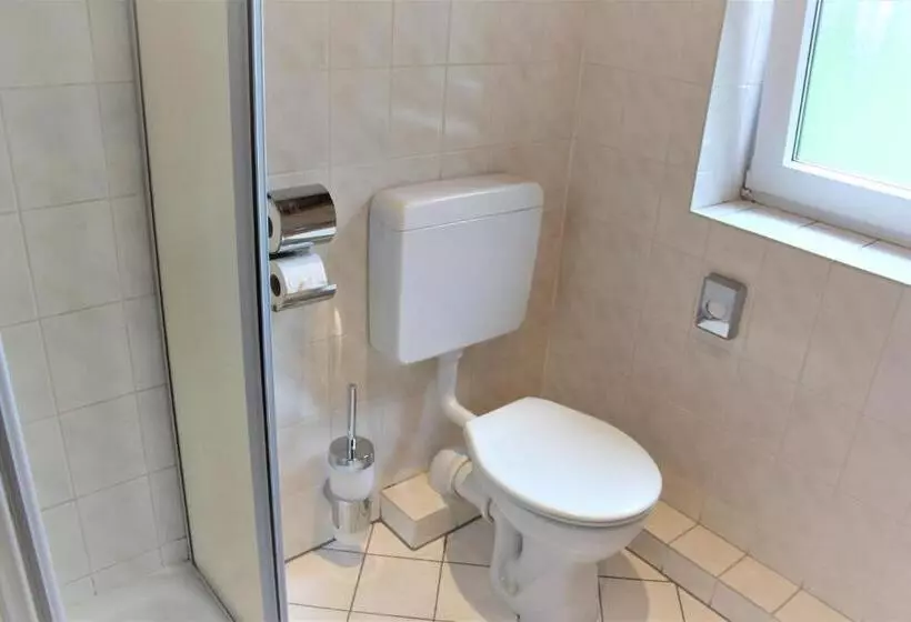 ホテル Hoyers In Pinneberg