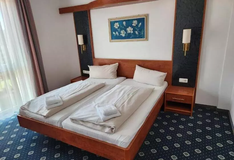 ホテル Hoyers In Pinneberg