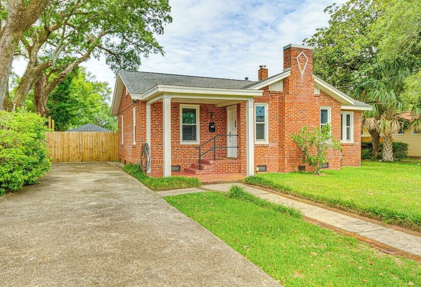 Pensacola Family Home W/ Fenced Yard: Pets Welcome