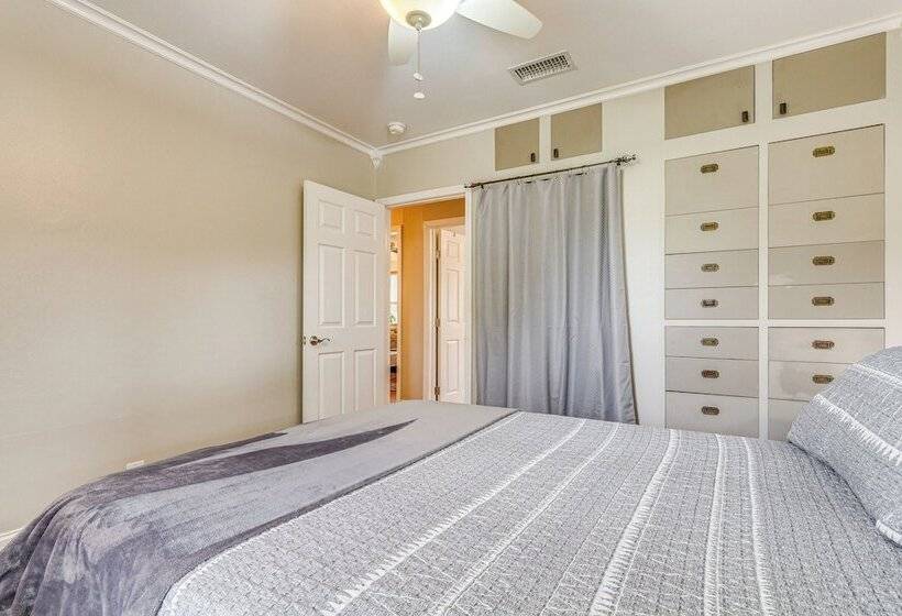 Pensacola Family Home W/ Fenced Yard: Pets Welcome