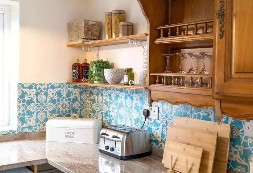 レジデンス Charming Frome Retreat With 4 Bedrooms