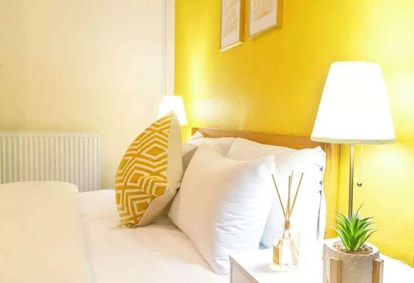 レジデンス Charming Frome Retreat With 4 Bedrooms