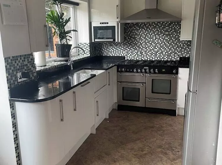 Residenssi Charming Green Retreat In Idyllic Eccleston