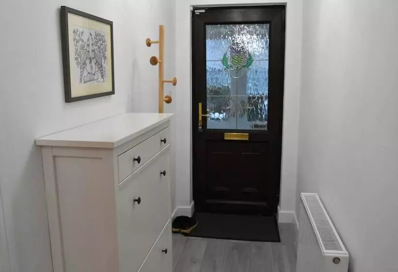 Residenssi Charming Wembley Home Near Wembley Stadium