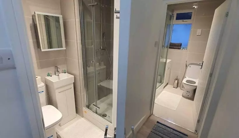 Residenssi Charming Wembley Home Near Wembley Stadium