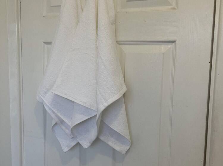 Residência Hive Stays, Sleeps 3, Free Parking, Wifi, Smart Tv