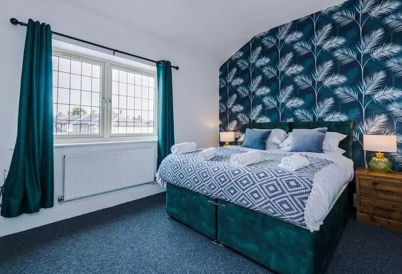 Residenssi Lovely 4 Bed/ Monthly Discount/ Bottle