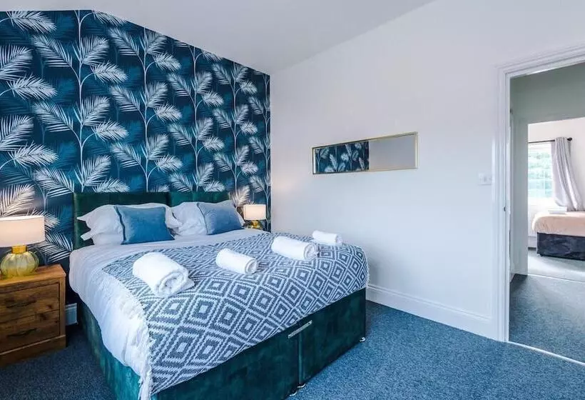 Residenssi Lovely 4 Bed/ Monthly Discount/ Bottle