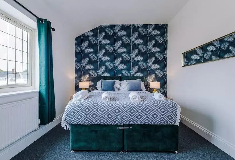 Residenssi Lovely 4 Bed/ Monthly Discount/ Bottle