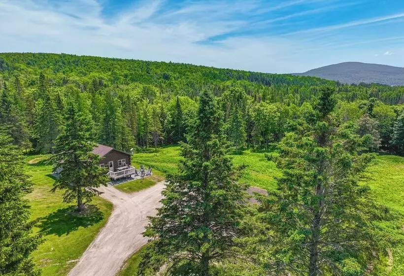 Rustic Cabin In West Danville W/ Deck & Fire Pit!