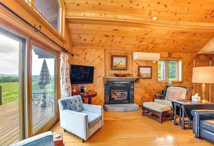 Secluded Oxford Cabin On 75 Acres: Sunset Views!