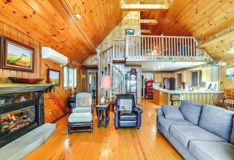 Secluded Oxford Cabin On 75 Acres: Sunset Views!