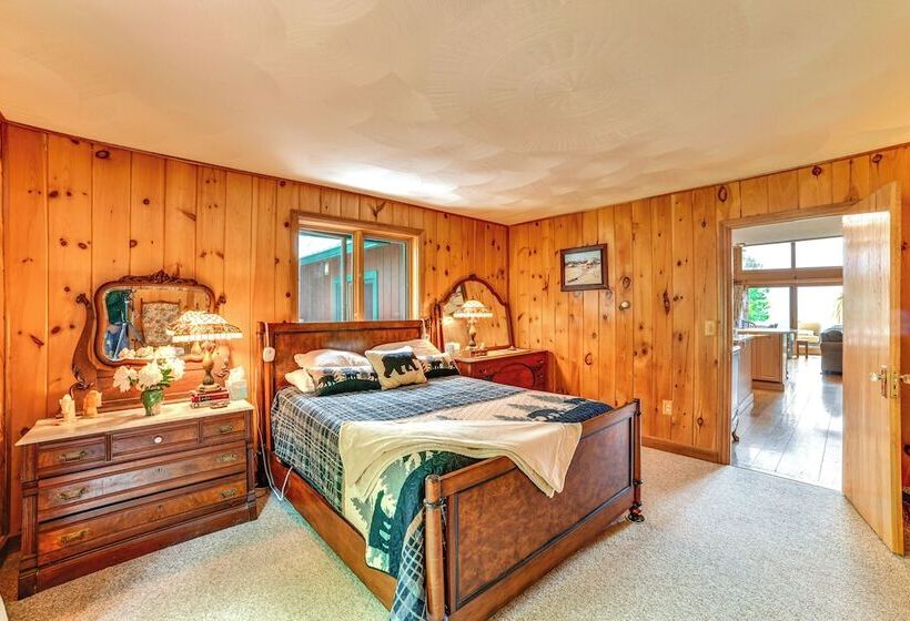 Secluded Oxford Cabin On 75 Acres: Sunset Views!