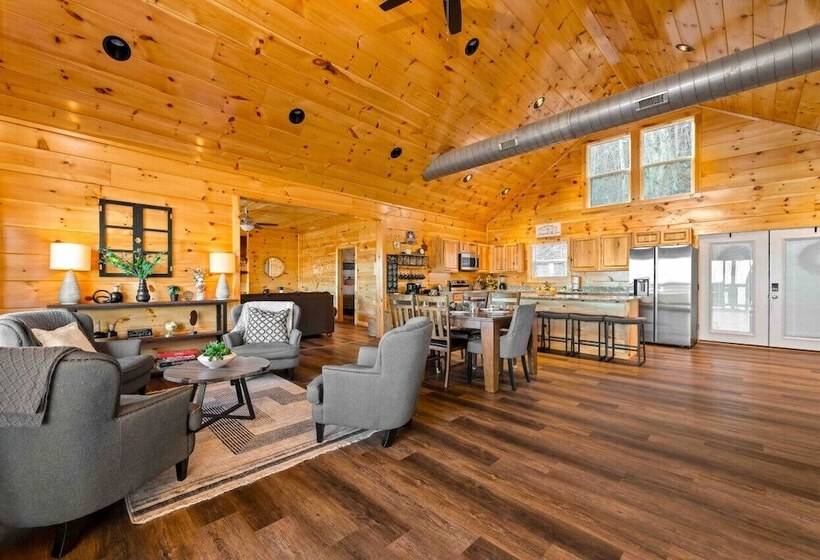 Skyview Serenity By Ghosal Luxury Lodging