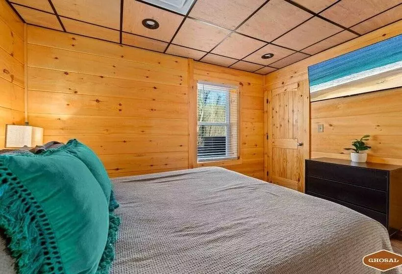 Skyview Serenity By Ghosal Luxury Lodging