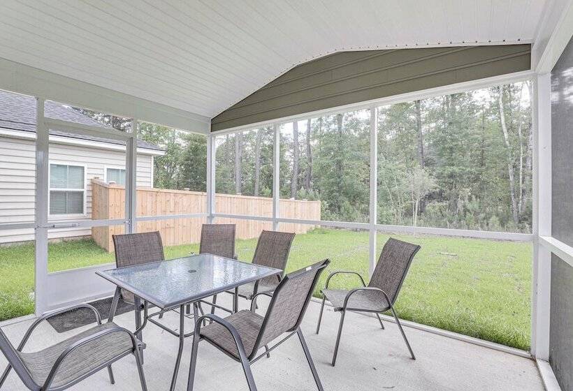Patio & Backyard: Spacious Home In Moncks Corner