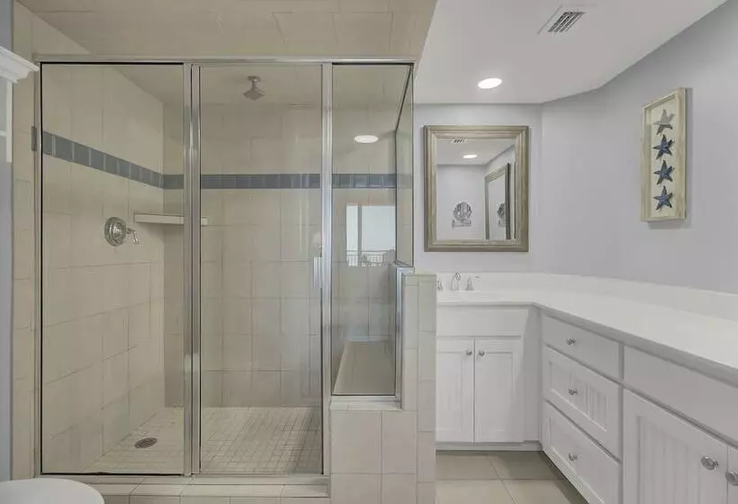 311 B Shipwatch By Avantstay Shared Pool + View