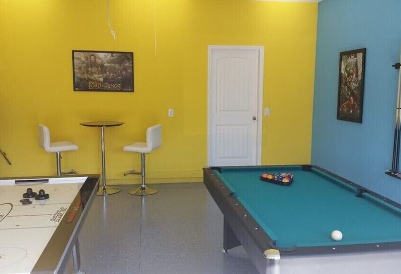 5132oa 5 Bed With Games Room And Spa