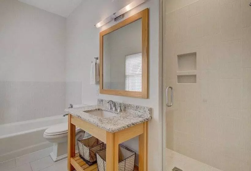 75 Grand Pavilion By Avantstay Steps From Beach + 2 Community Pools