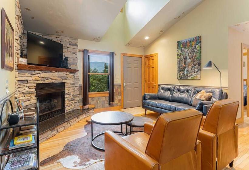 Among The Clouds By Avantstay Views + Hot Tub