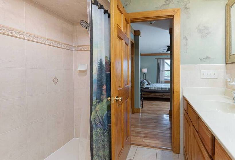 Among The Clouds By Avantstay Views + Hot Tub