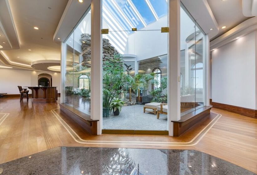 Bay House By Avantstay Waterfront, Pier, Pond