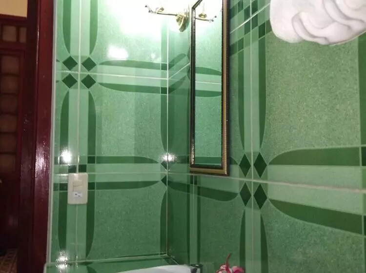 ベッドアンドブレックファースト Hostal La Esmeralda