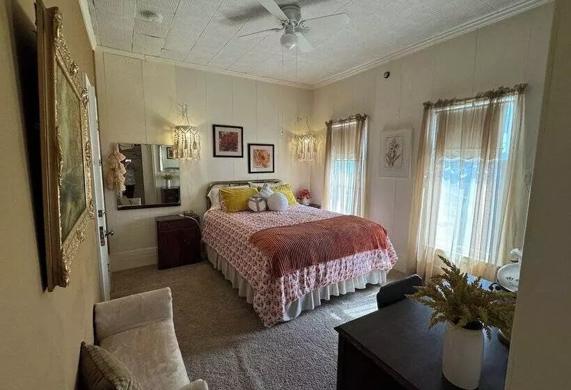 Aamiaismajoitus (B&B) The Boho Buffalo Inn