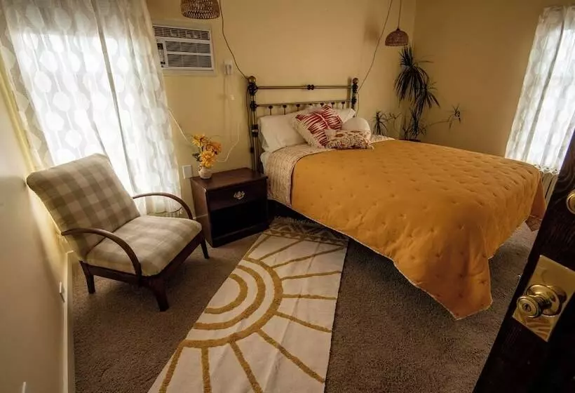 Aamiaismajoitus (B&B) The Boho Buffalo Inn