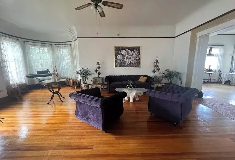 Aamiaismajoitus (B&B) The Boho Buffalo Inn