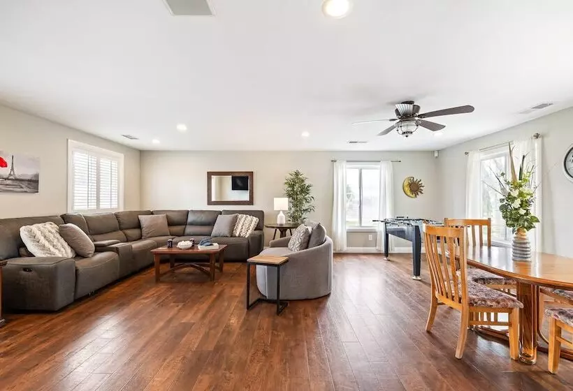 Breathtaking Meadows By Avantstay Temecula Group Retreat Pool, Pickleball, Firepit, Hot Tub