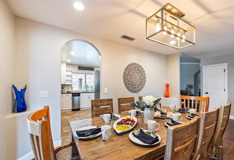 Breathtaking Meadows By Avantstay Temecula Group Retreat Pool, Pickleball, Firepit, Hot Tub