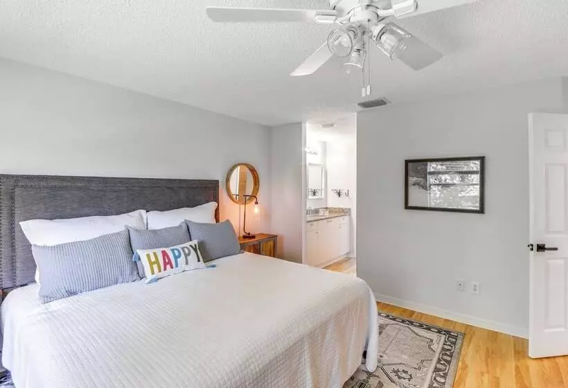 Lanai & Gas Grill: Bright Home In The Villages!