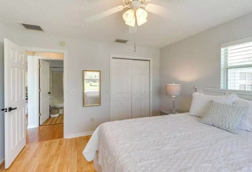 Lanai & Gas Grill: Bright Home In The Villages!