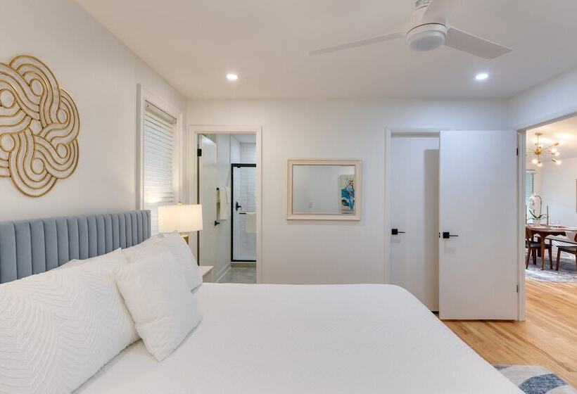 Conch Cottage By Avantstay Walk To Beach, Deck, Fireplace, Outdoor Dining