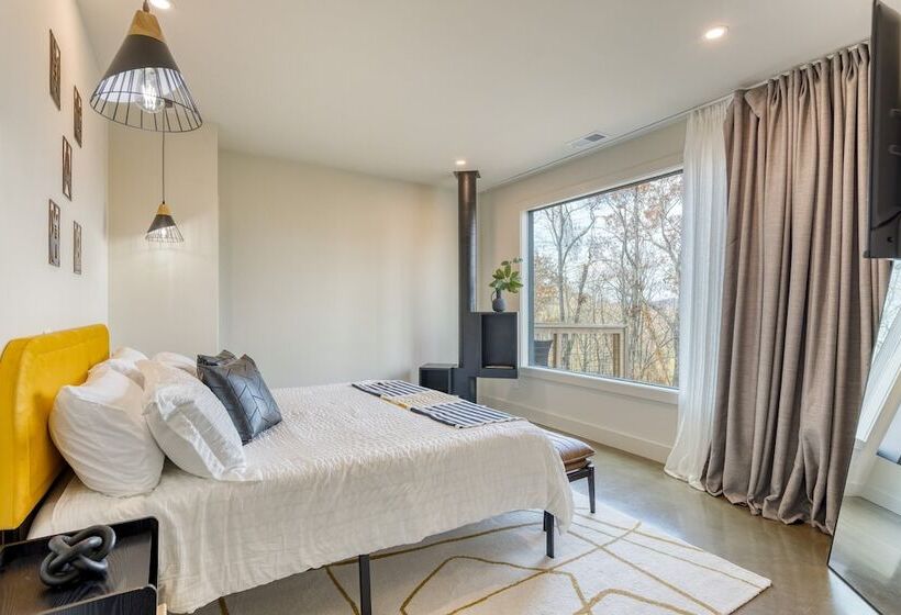 Dark Horse By Avantstay Hot Tub, Balcony, Views