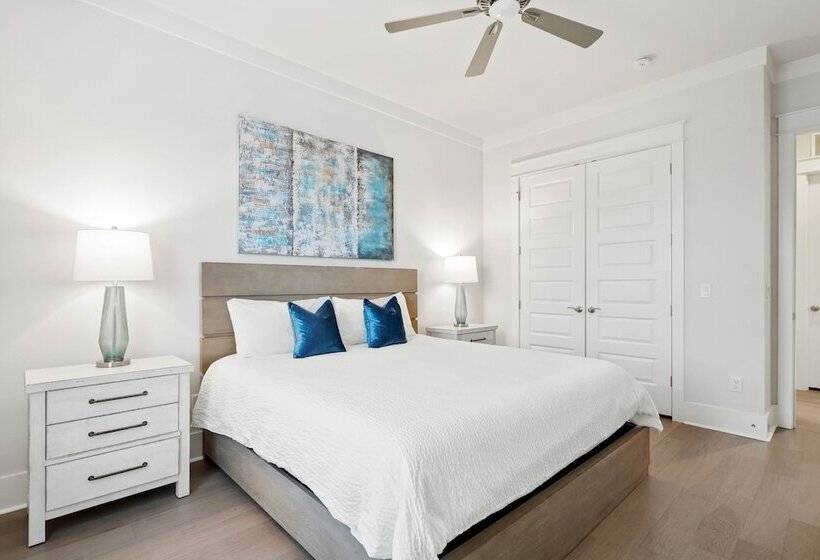 Destin Delight By Avantstay Majestic 3 Story Home Near Beach~wifi~bbq~pets Ok~community Pool Access