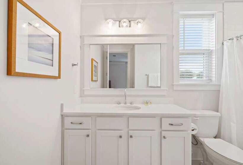 Destin Delight By Avantstay Majestic 3 Story Home Near Beach~wifi~bbq~pets Ok~community Pool Access