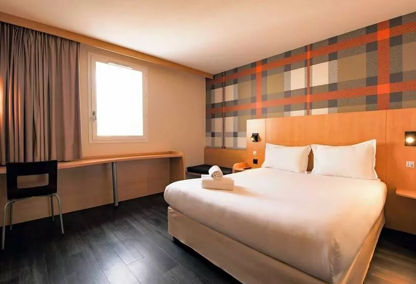 Easyhotel Marseille Euromed