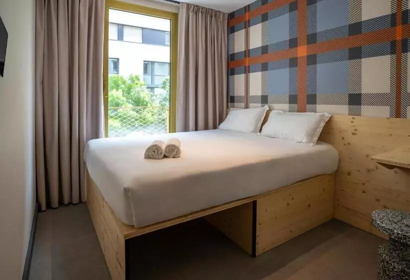 Easyhotel Marseille Euromed