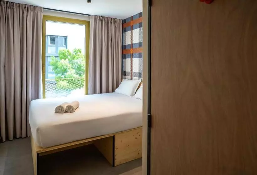 Easyhotel Marseille Euromed