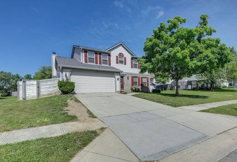Family Friendly Indianapolis Home W/ Fenced Yard