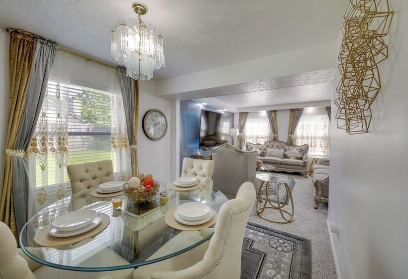 Family Friendly Indianapolis Home W/ Fenced Yard