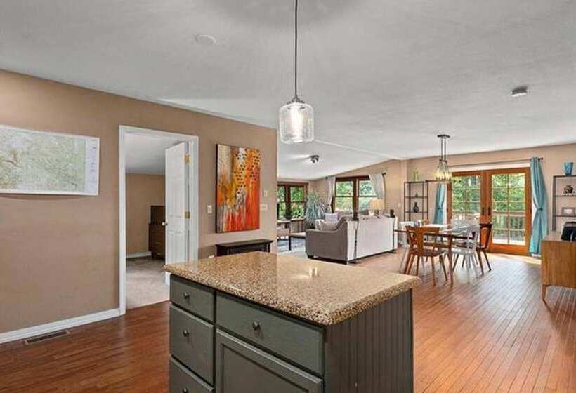 Hickory Nut Hideaway By Avantstay Mountain Views