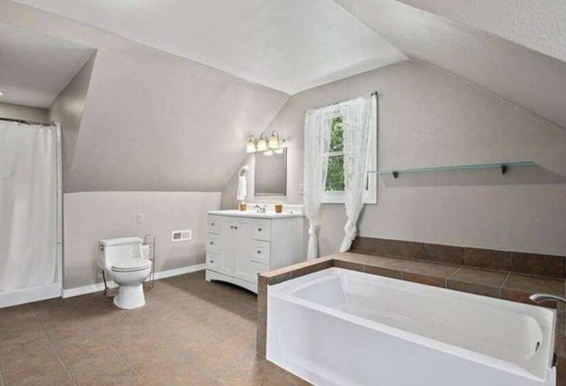 Hickory Nut Hideaway By Avantstay Mountain Views