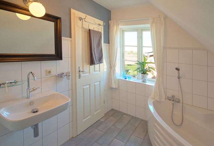 Hogelia Comfortable Holiday Residence