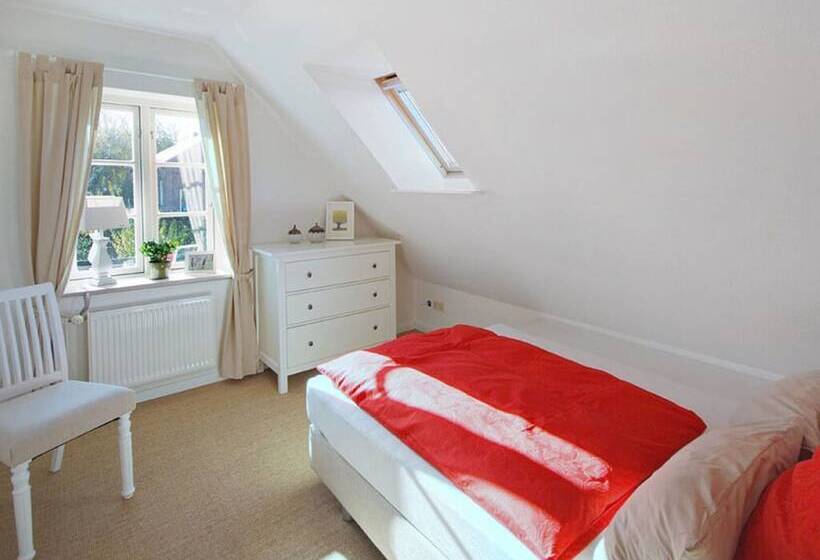 Hogelia Comfortable Holiday Residence